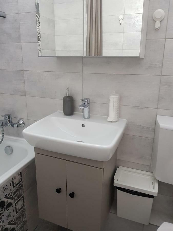 D&C Studio Bucureşti Ngoại thất bức ảnh