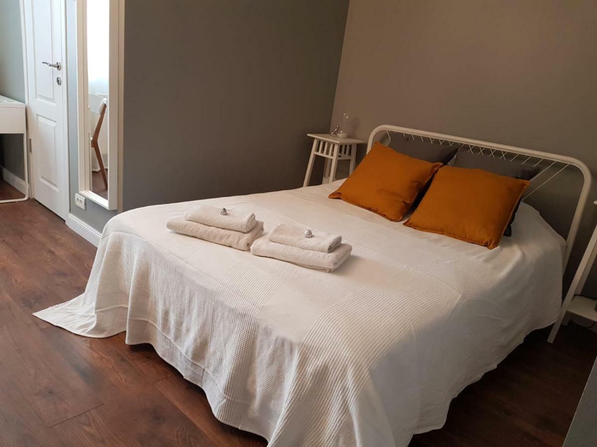 D&C Studio Bucureşti Ngoại thất bức ảnh